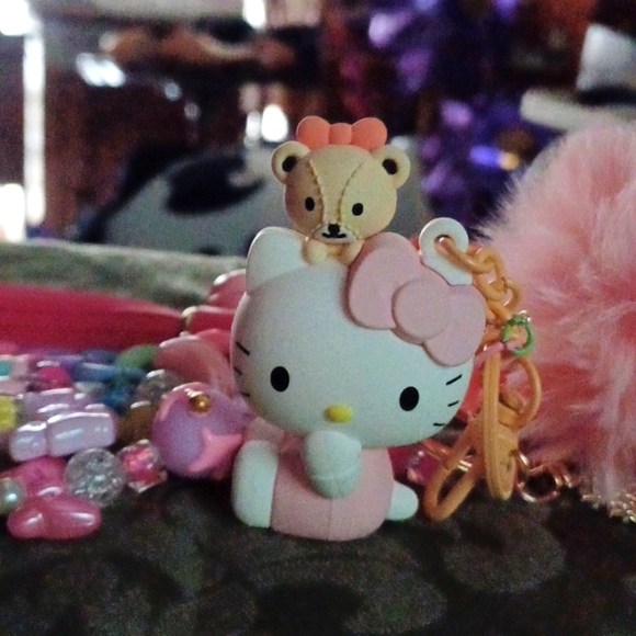 Hello Kitty Large Dangler/Keychain - Picture 9 of 10